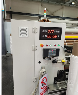 2100 mm Substratbreite Winder Rewinder Maschine Turm Schlitter Rewinder Rewinder Maschine Hersteller