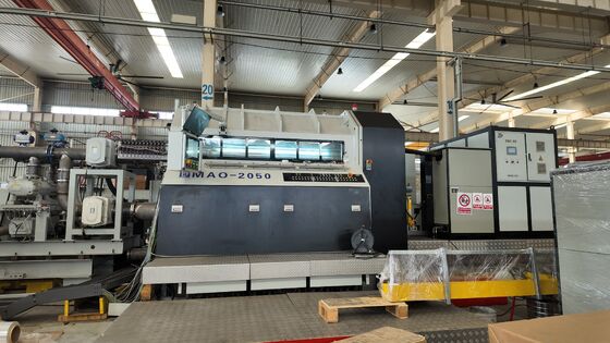 Ausrüstung zur Beschichtung von Aluminiumoxidwicklungen mit Vakuumbeschichtungsverfahren zur Herstellung von leitfähigen und abschirmenden Filmen
